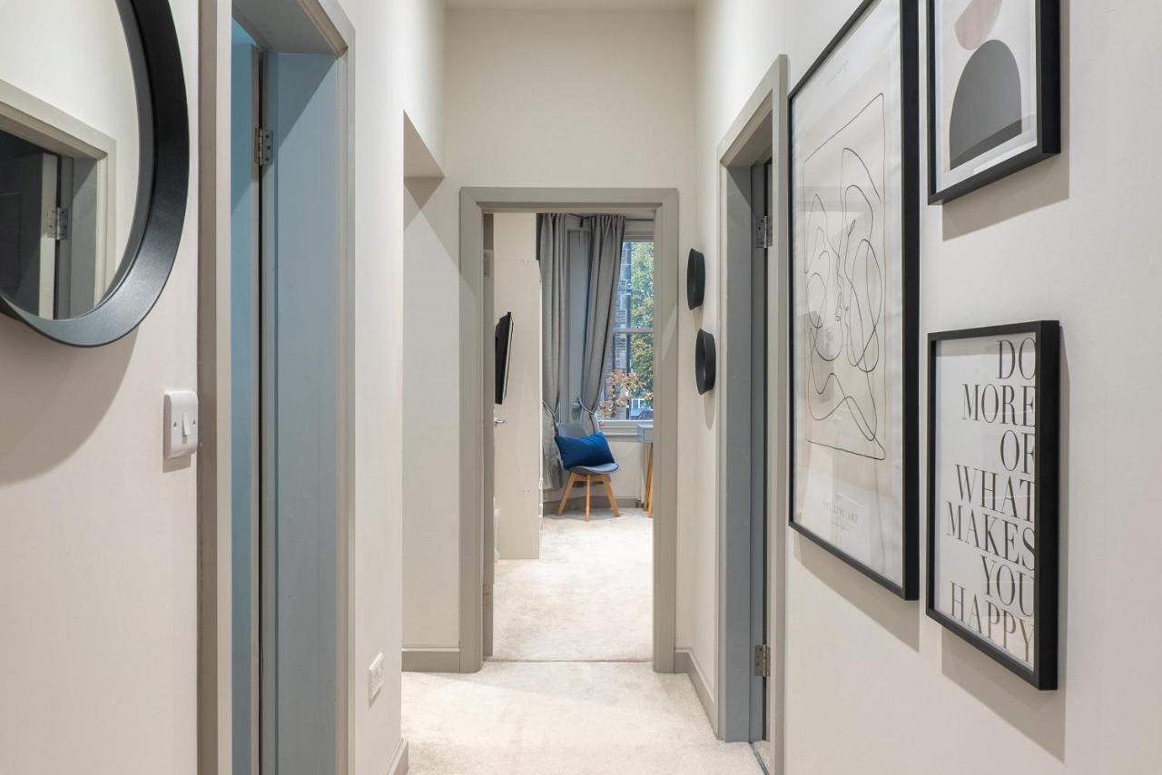 Spring Mount Huge Luxury Full Apartment- Harrogate Centre-Two Extremely Comfy Kingsize Bedrooms-Fully Equipped Modern Kitchen-Cosy Living Room With Huge Tv Esterno foto