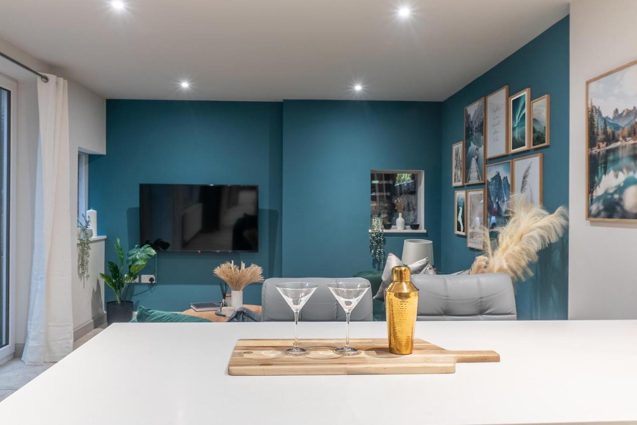 Spring Mount Huge Luxury Full Apartment- Harrogate Centre-Two Extremely Comfy Kingsize Bedrooms-Fully Equipped Modern Kitchen-Cosy Living Room With Huge Tv Esterno foto